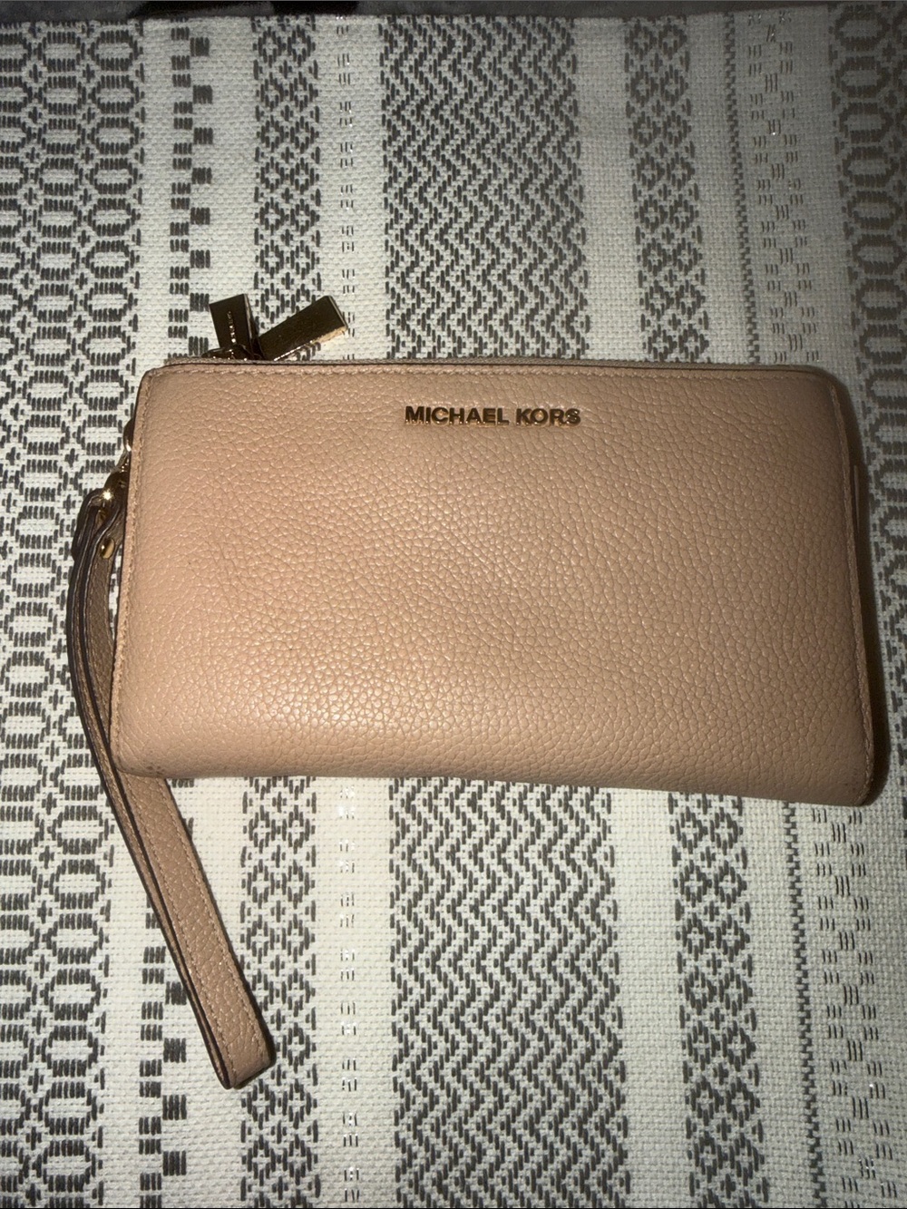 Michael Kors Pebbled Leather Wristlet in Blush